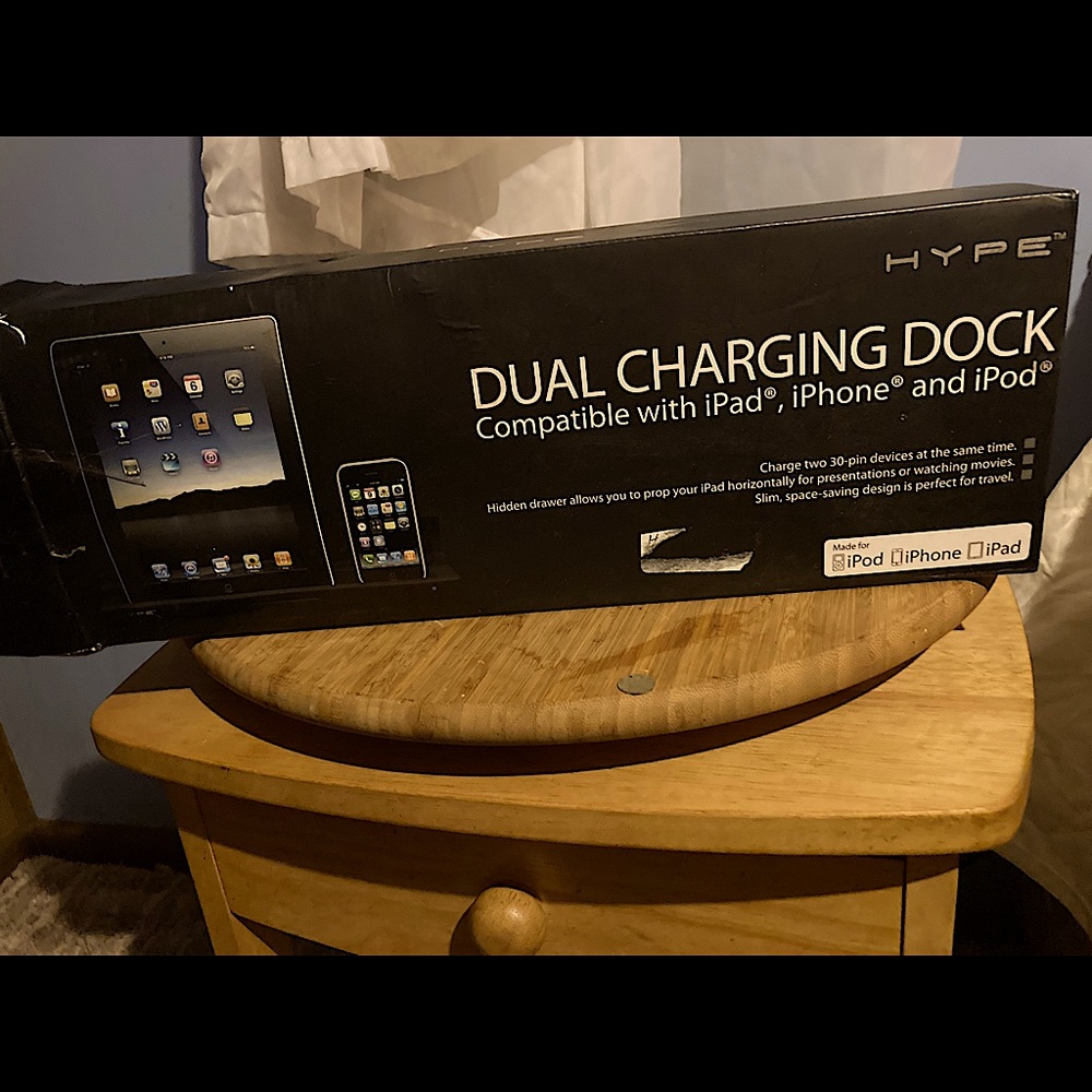 iPad or ipod charging dock.